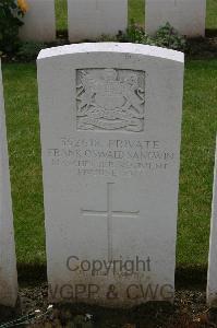 Lillers Communal Cemetery - Sangwin, Frank Oswald