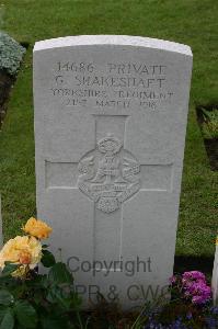 Lillers Communal Cemetery - Shakeshaft, G