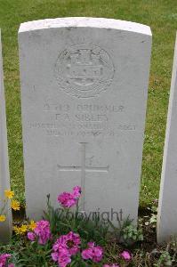 Lillers Communal Cemetery - Sibley, Frederick Albert