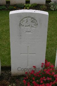 Lillers Communal Cemetery - Stonham, Charles Thomas
