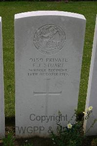 Lillers Communal Cemetery - Stuart, Frank James