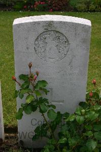 Lillers Communal Cemetery - Thomson, Charles William