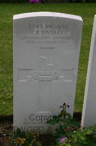 Lillers Communal Cemetery - Tindall, Charles Richard
