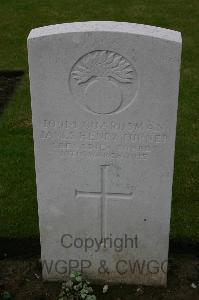 Lillers Communal Cemetery - Turner, James Henry