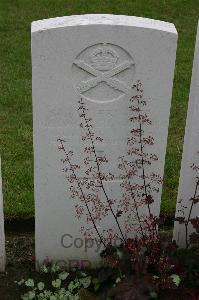 Lillers Communal Cemetery - Warrender, William Henry