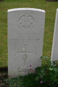 Lillers Communal Cemetery - Wells, Alfred William