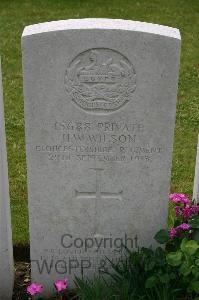 Lillers Communal Cemetery - Wilson, Horace William