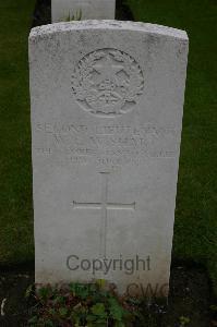 Lillers Communal Cemetery - Wishart, William Fergusson