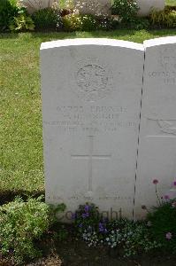Lillers Communal Cemetery - Wright, William Henry