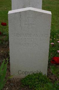 Bruay Communal Cemetery Extension - Anders, Bernhard
