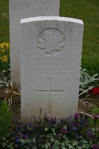 Bruay Communal Cemetery Extension - Armstrong, C