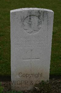 Bruay Communal Cemetery Extension - Barcacarp, V