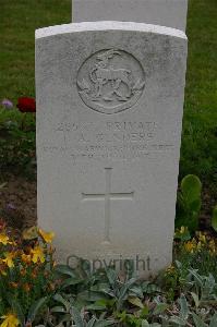 Bruay Communal Cemetery Extension - Genders, Tom Atherstone