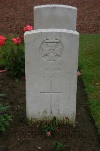 Cuinchy Communal Cemetery - Bradley, J