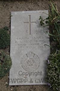 Wimereux Communal Cemetery - Armstrong, Bertram Atkinson