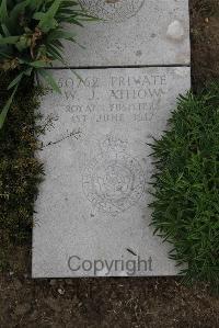 Wimereux Communal Cemetery - Athow, W J