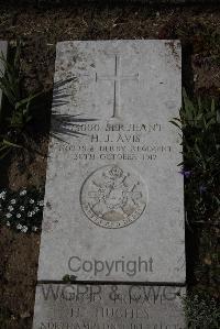 Wimereux Communal Cemetery - Avis, Harry John