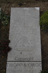 Wimereux Communal Cemetery - Bakes, S R W