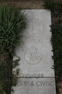 Wimereux Communal Cemetery - Banks, Leonard