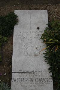 Wimereux Communal Cemetery - Bartram, Robert John