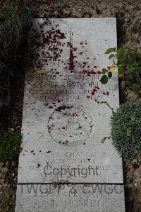 Wimereux Communal Cemetery - Beadsworth, A