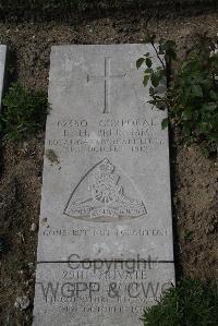 Wimereux Communal Cemetery - Beer, Ernest Henry