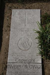 Wimereux Communal Cemetery - Bingham, Edward