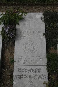 Wimereux Communal Cemetery - Bonner, A T J