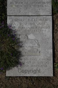 Wimereux Communal Cemetery - Bonner, Alexander