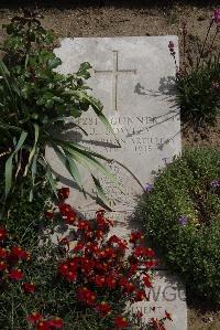 Wimereux Communal Cemetery - Bowley, E J