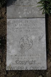 Wimereux Communal Cemetery - Bradberry, John