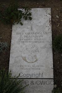 Wimereux Communal Cemetery - Bradshaw, Thomas