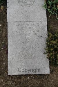 Wimereux Communal Cemetery - Brien, John