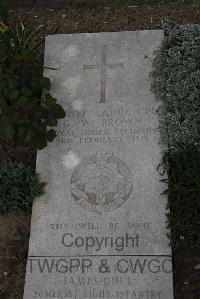 Wimereux Communal Cemetery - Brown, George William