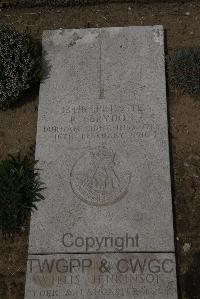 Wimereux Communal Cemetery - Brydon, R