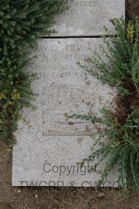 Wimereux Communal Cemetery - Burgg, Albert Robert