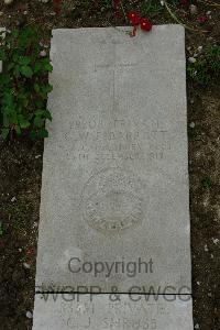 Wimereux Communal Cemetery - Barratt, George William Frank