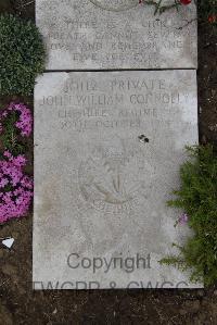 Wimereux Communal Cemetery - Connolly, John William