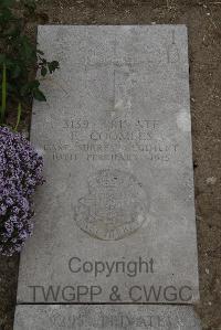 Wimereux Communal Cemetery - Coombes, F