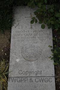 Wimereux Communal Cemetery - Cooper, James Charlie