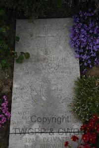 Wimereux Communal Cemetery - Coyne, J