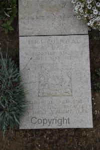 Wimereux Communal Cemetery - Dale, A