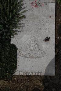 Wimereux Communal Cemetery - Daniels, George