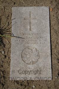 Wimereux Communal Cemetery - Davidson, Lawrence Lavell