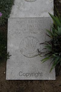 Wimereux Communal Cemetery - Davies, Thomas