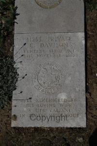 Wimereux Communal Cemetery - Davison, Cecil