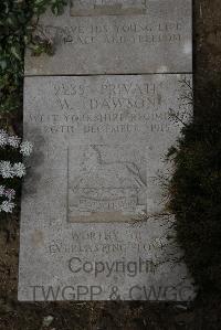 Wimereux Communal Cemetery - Dawson, Walter