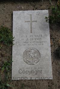Wimereux Communal Cemetery - Dennis, Henry