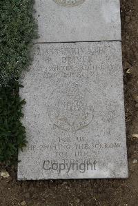 Wimereux Communal Cemetery - Driver, P