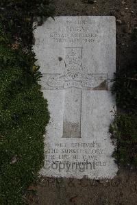 Wimereux Communal Cemetery - Edgar, Leonard